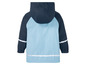 Blaue Regenjacke mit Kapuze für Kinder.