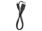 Ein schwarzes USB-Kabel von Garmin mit einem Micro-USB-Stecker.