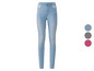 Hellblaue Damen-Skinny-Jeans.