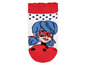 Rote Socken mit Ladybug-Motiv.