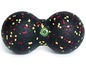 Blackroll Doppel-Massageball, schwarz mit roten und gelben Punkten.