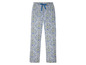 Blaue und gelbe Pyjamahose mit Blumenmuster.