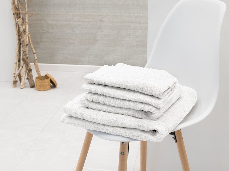 Gehe zu Vollbildansicht: Kleine Wolke Handtuch »Royal«, reine Baumwolle, sehr saugstark, flauschig weich - Bild 15