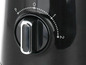 Nahaufnahme eines schwarzen Mixerknopfs mit Drehregler.