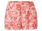 Shorts mit rosa Blumenmuster.