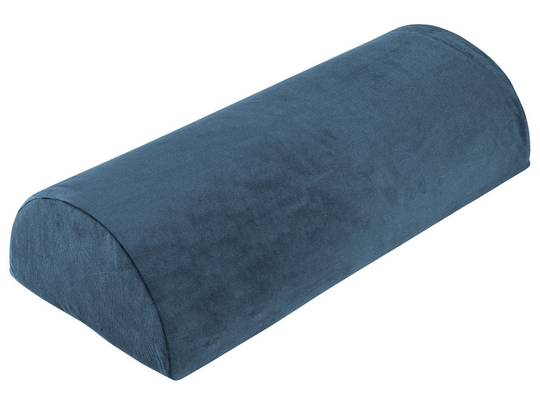 Blaues, halbrundes Kissen zur Rückenstütze