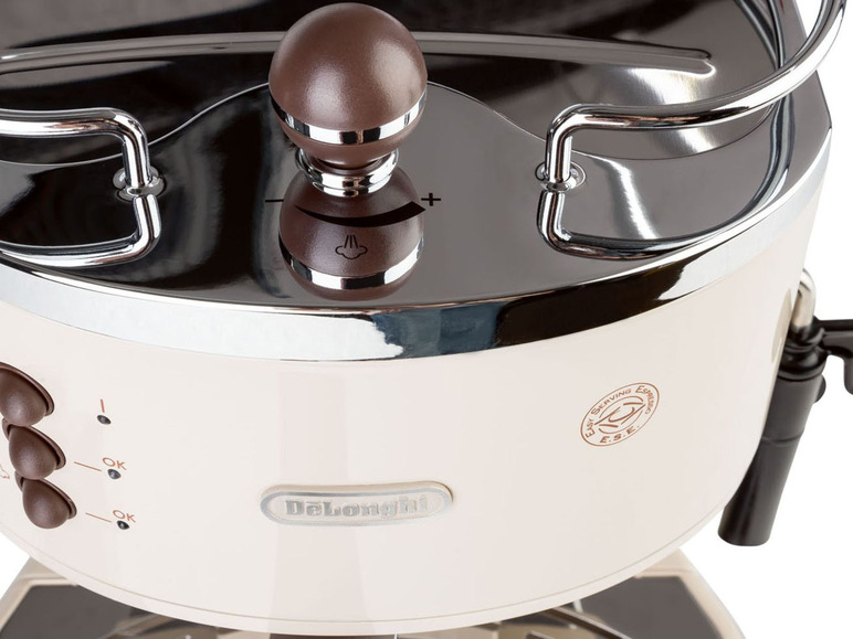 Gehe zu Vollbildansicht: Delonghi Espresso Siebträgermaschine »ECOV 311« - Bild 4