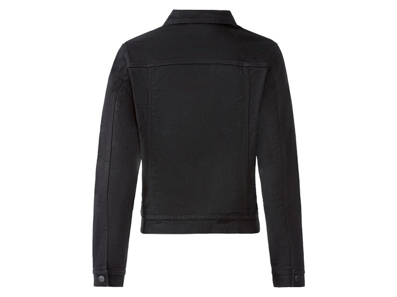 Schwarze Jeansjacke mit langen Ärmeln.