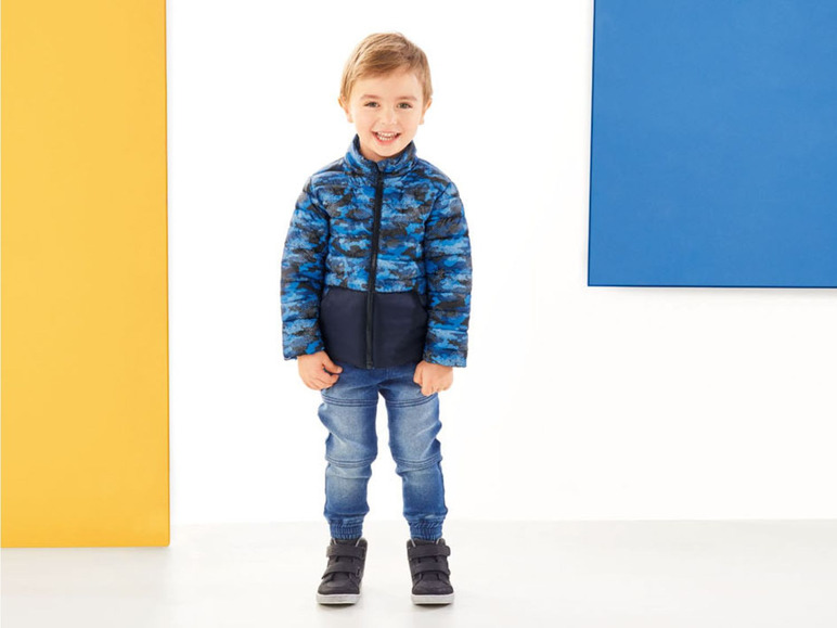 Gehe zu Vollbildansicht: LUPILU® Kleinkinder Lightweight Jacke Jungen, mit Taschen, Kapuze, wasserabweisend - Bild 3