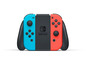 Ein blauer und roter Nintendo Switch-Controller.