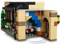 LEGO Harry Potter Der Fuchsbau mit Harry-Potter-Minifigur.