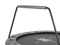 Ein Trampolin mit Handlauf von EXIT Toys.