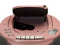 Ein rosa CD-Player mit offenem Fach und Wiedergabetaste.