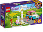 Lego Friends Set mit Auto, Windrad und den Puppen Olivia und Mia.