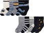 Ein 10er-Pack Socken für Jungen mit Streifen-, Karomuster- und Blitzmustern.