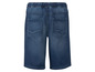 Blaue Jeans-Shorts mit elastischem Bund.