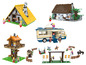 Bausätze mit einem Haus, einem Baumhaus und einem Wohnmobil.