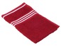 Ein rotes Handtuch mit weißen Streifen.