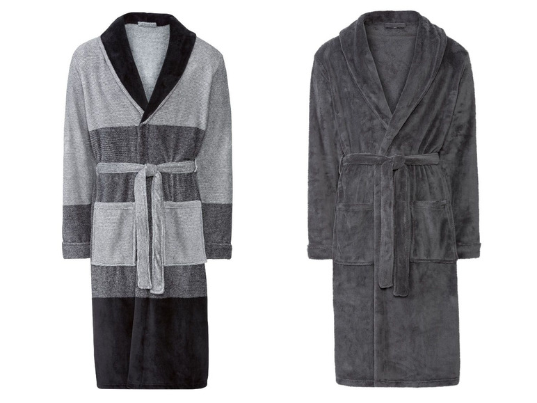 Zwei Herrenbademäntel, einer grau mit schwarzen Streifen und einer einfarbig grau.