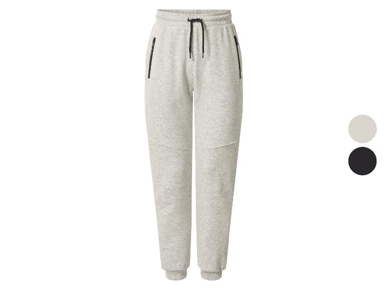 Graue Jogginghose mit Reißverschlusstaschen und Kordelzug in der Taille, daneben schwarze und helle Farbmuster.