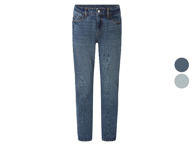 Blaue Damenjeans mit zwei Farbkreisen auf der rechten Seite.