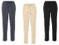 Drei Jogginghosen: dunkelblau, beige und schwarz.
