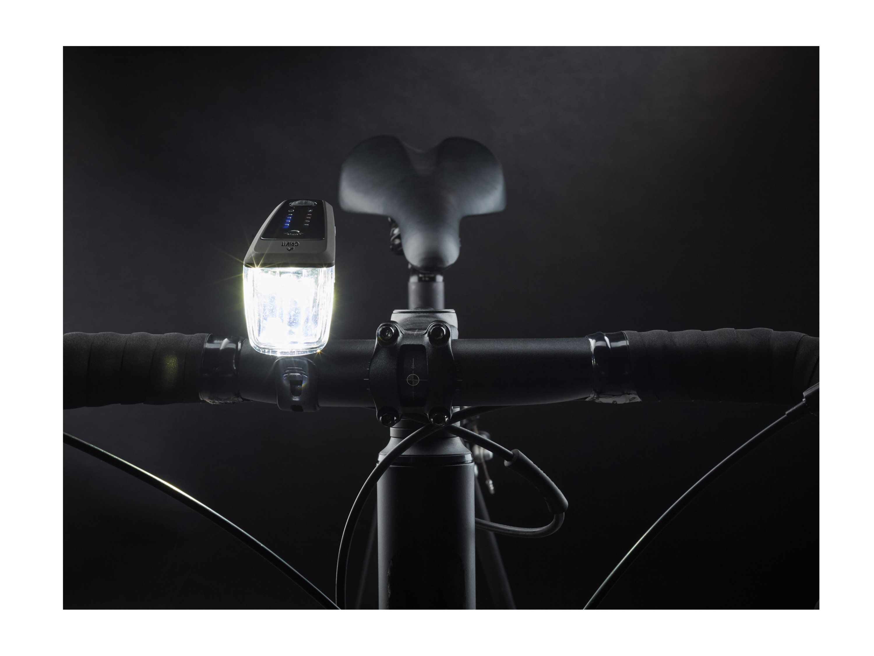Thumbnail - CRIVIT LED Fahrradleuchtenset, 90/70/30/15 Lux mit Li-Ion Akku und Notbremsfunktion, 2-tlg.