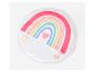 Eine runde Spielmatte mit Regenbogen- und Herzdesign für Babys.