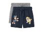 Zwei Jungen-Shorts, eine graue und eine marineblaue mit Paw Patrol-Charakteren Chase und Rubble.