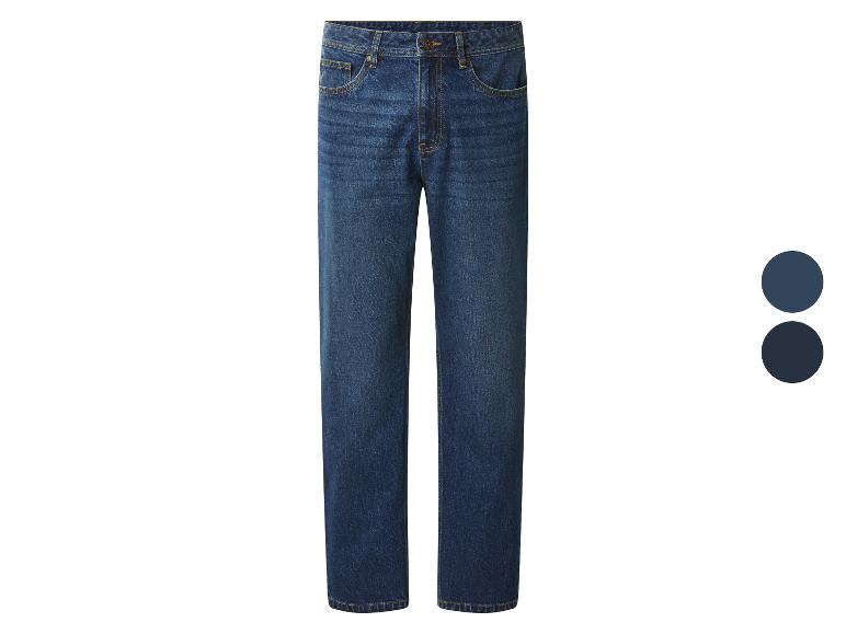 Herren-Jeans mit geradem Bein in dunklem Denim, mit zwei Farboptionen.