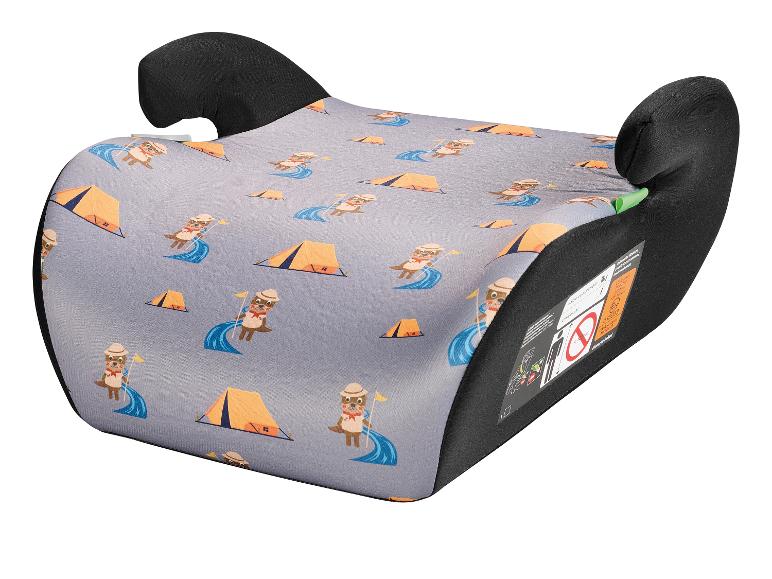 Ein Autositz-Schutz mit Camping-Motiv, mit Zelten und Bibern.