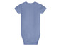 Ein hellblaues Baby-Bodysuit mit kurzen Ärmeln.