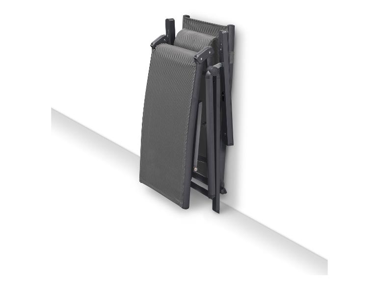 Dunkelgrauer klappbarer Gartenstuhl, Seitenansicht