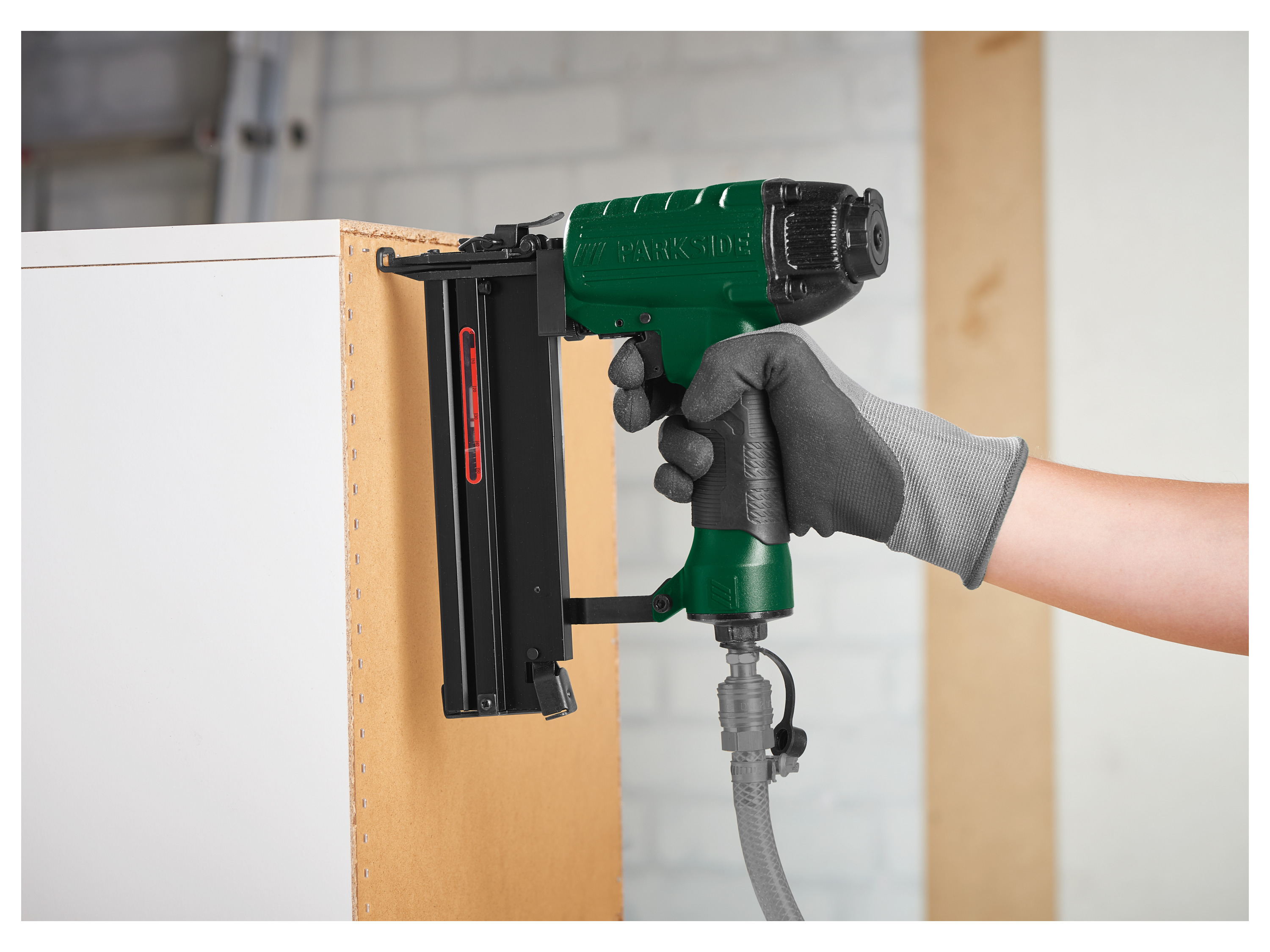 PARKSIDE® Druckluft-Tacker- und Nagelgerät »PDT 40 F4« – Bild 2 von 4