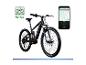 E-Mountainbike mit Smartphone, das eine Navigations- und Fahr-App anzeigt.