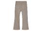 Beige Cordhose mit weiten Beinen.
