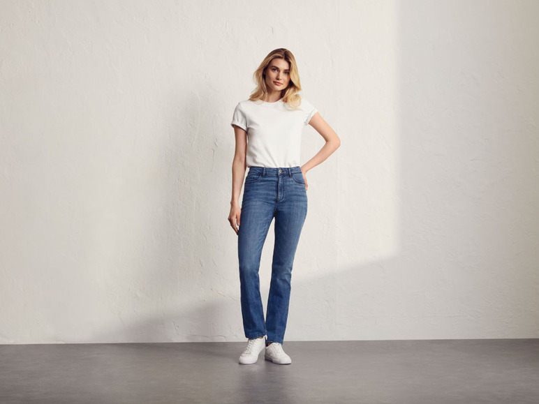 Gehe zu Vollbildansicht: esmara® Damen Jeans, Straight Fit, mit normaler Leibhöhe - Bild 10