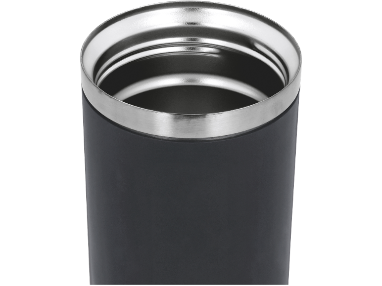 Oberseite eines Thermobechers mit Metallrand und dunkelgrauem Gehäuse.