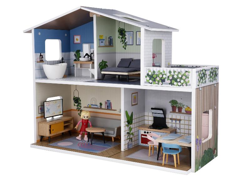 Zweistöckiges Puppenhaus mit vier möblierten Zimmern und einer Puppe.