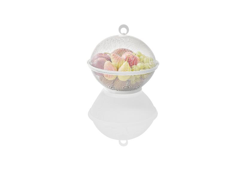 Metall Obstkorb mit Äpfeln, Birnen und Weintrauben.