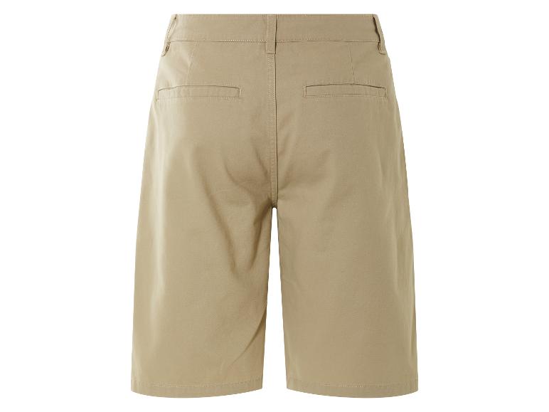 Beige Baumwollshorts.