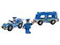 Holzspielzeug: ein Polizeiauto, ein Polizeiwagen und eine Polizistenfigur.