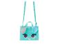 Eine hellblaue Handtasche mit einem niedlichen Hundedesign.
