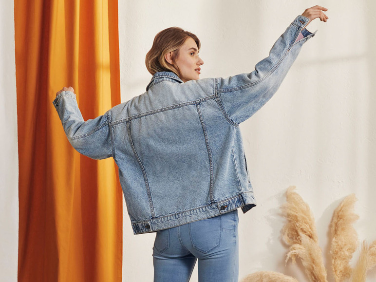 Gehe zu Vollbildansicht: esmara® Damen Jeansjacke im Oversize-Look - Bild 5