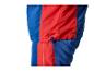 Unterer Teil einer blauen und roten Sportjacke mit verstellbarem Kordelzug.