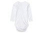 Weißer Baby-Body mit langen Ärmeln.