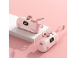 Zwei pinke 15W Powerbanks mit Digitalanzeigen, die 100% Ladung zeigen, auf rosa Hintergrund.