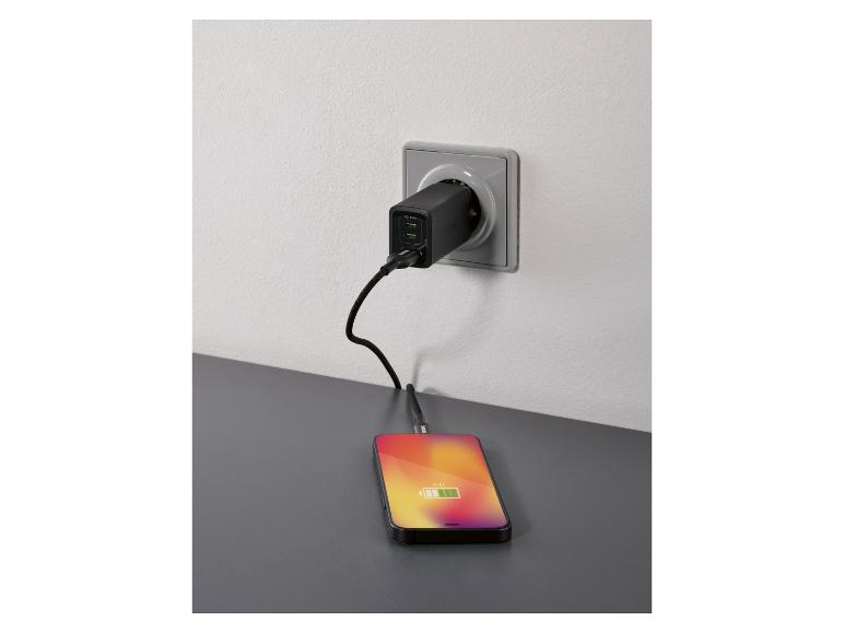 Schnellladegerät GaN 2x USB-C und USB-A 45W