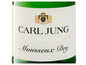 Eine Flasche alkoholfreier Perlwein von Carl Jung.