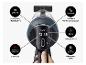 Display eines Akku-Staubsaugers mit Informationen zu Leistung, Laufzeit, Sprache, Ladestatus und Wartung.